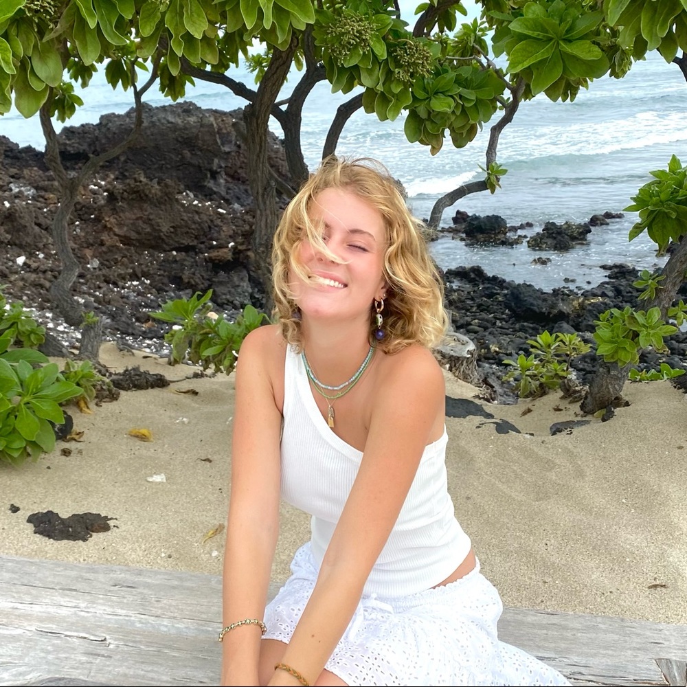 Meet your Posher, Sasha